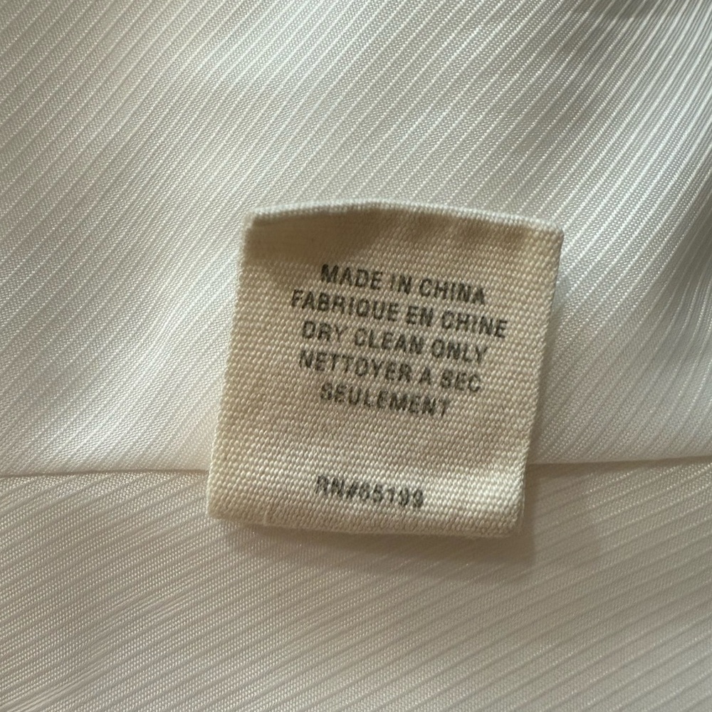 White Elizabeth and James Blazer size 6 - Picture 4 of 6